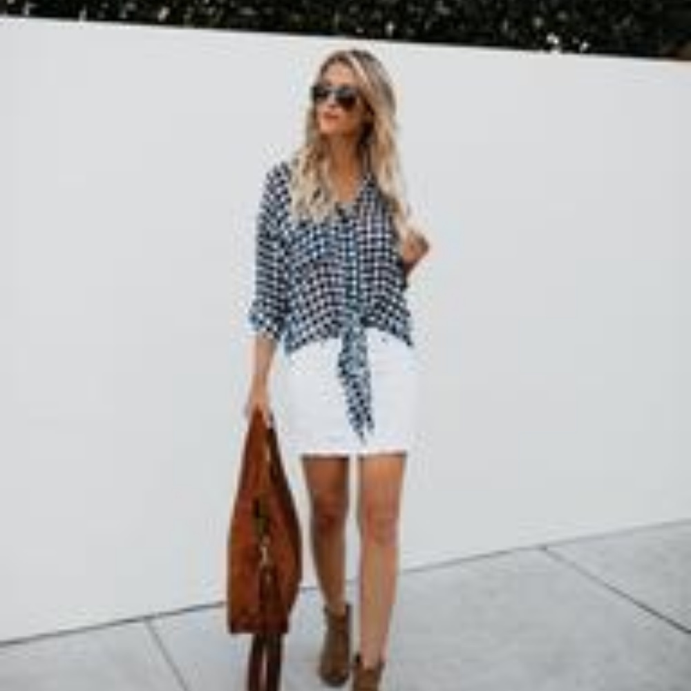 Moonstone Button Down Gingham Tie Top - Medium